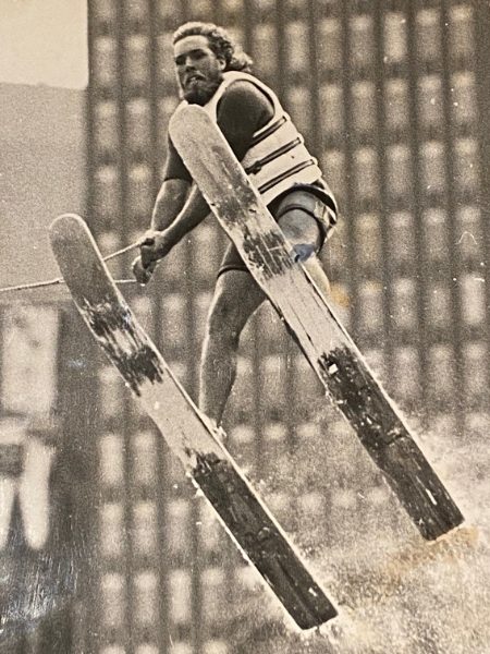 Peter Buckingham - Moomba Water Skiing 1976 - Jump